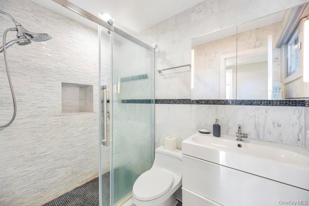 2004 Montauk Highway, Unit 2011 photo 15