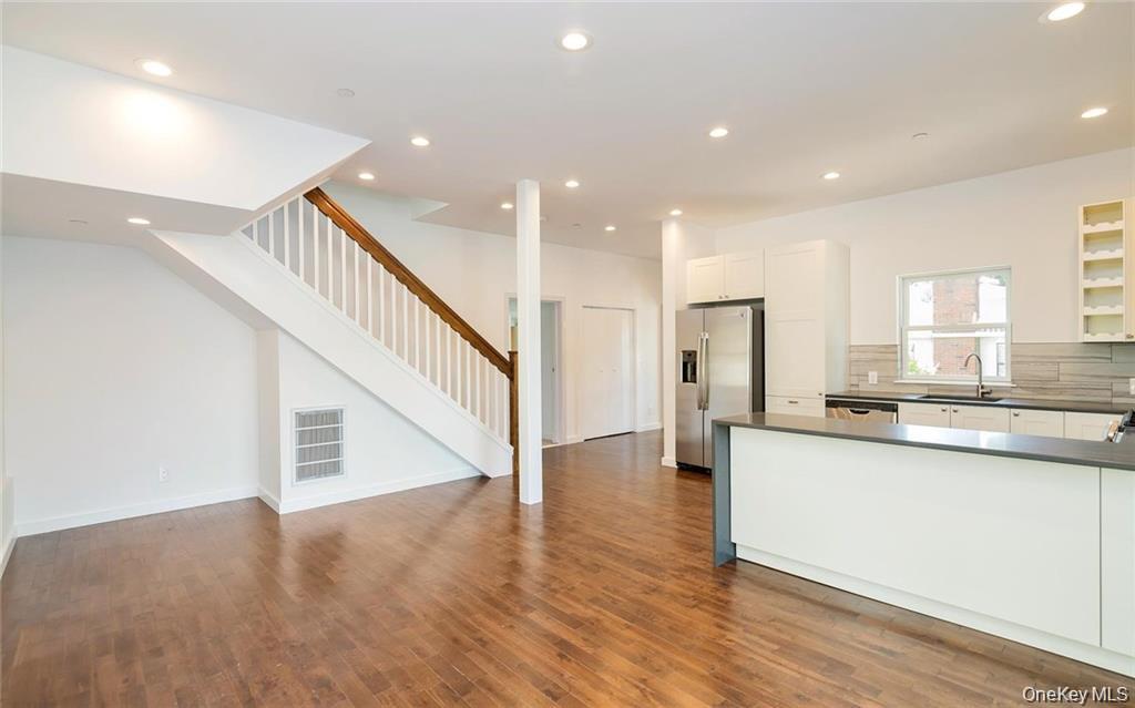 51 High Street – For Sale photo 7