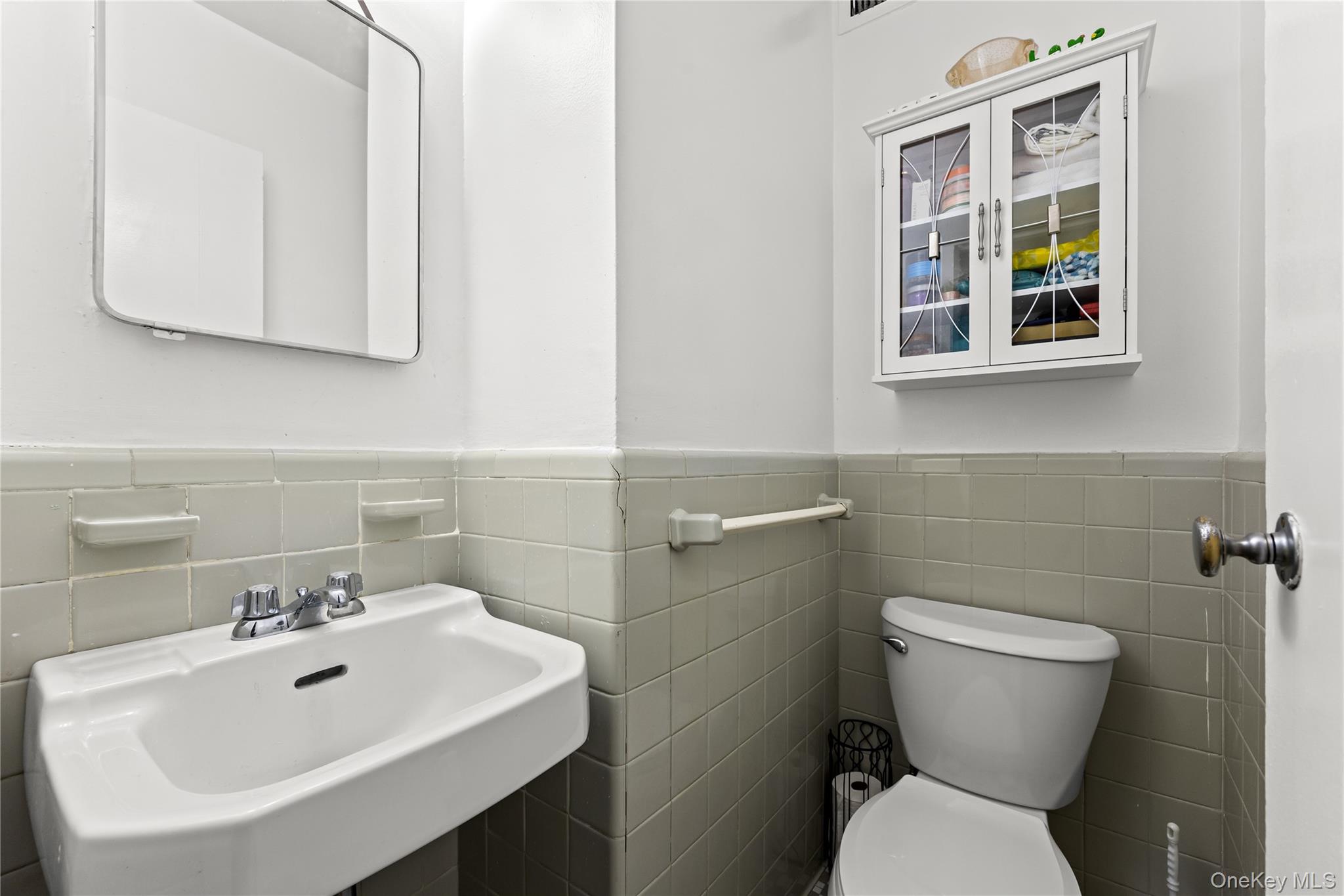 3 Fordham Hill Oval, Unit 3C photo 13