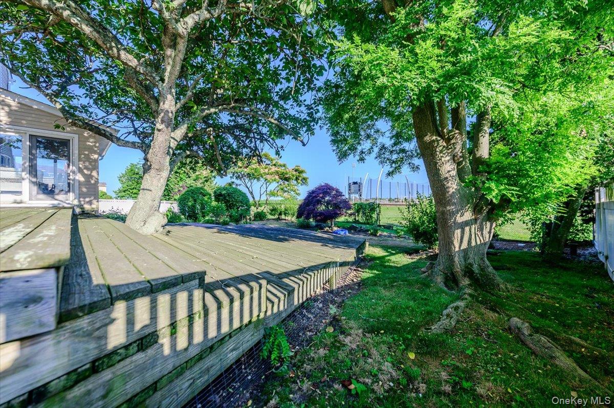 330 Harbor Drive – For Sale photo 4