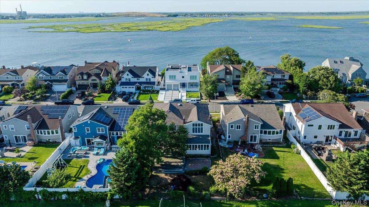 330 Harbor Drive – For Sale photo 15