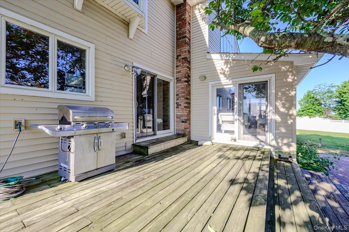 330 Harbor Drive – For Sale photo 2