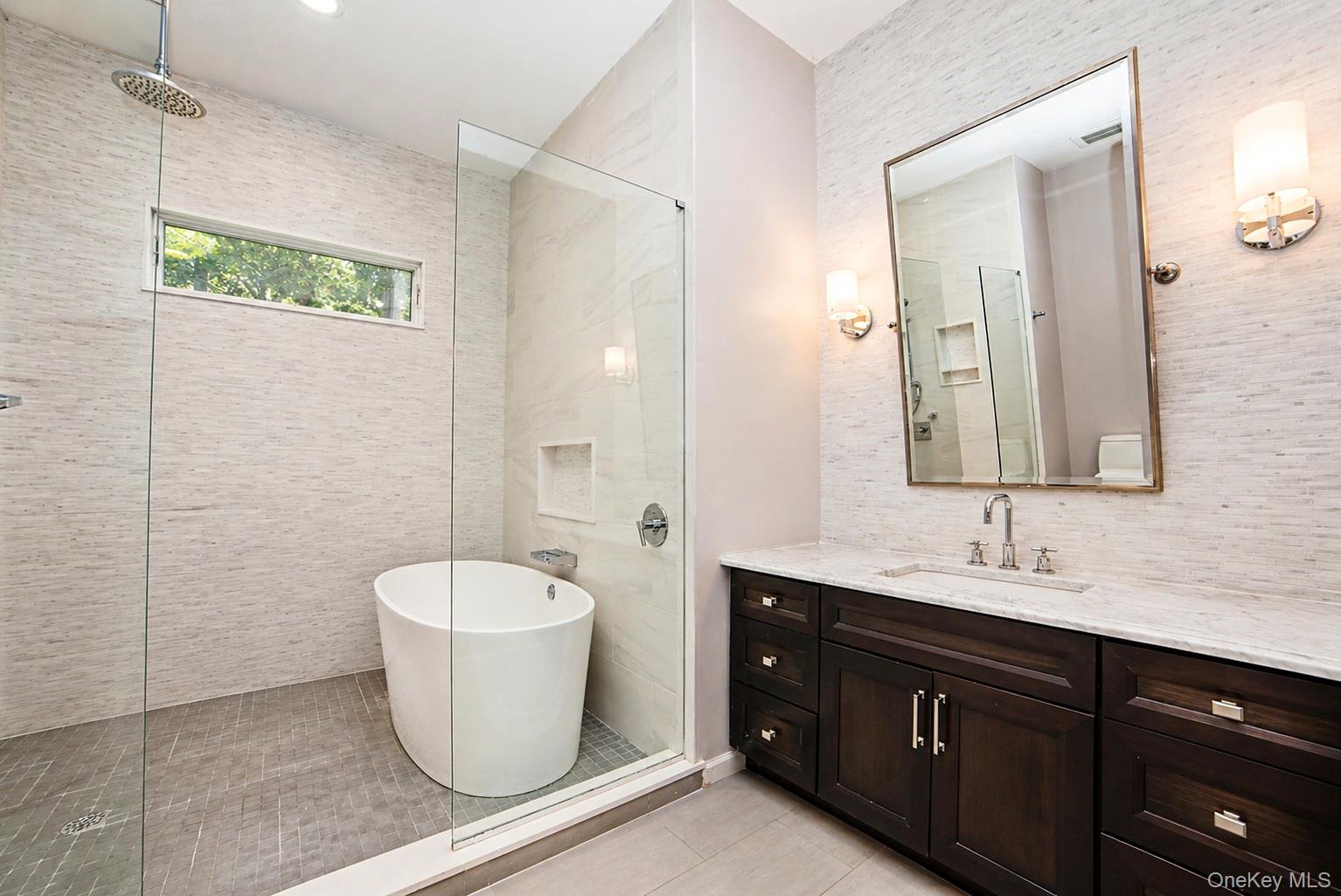 704 Short Beach Road – For Sale photo 12
