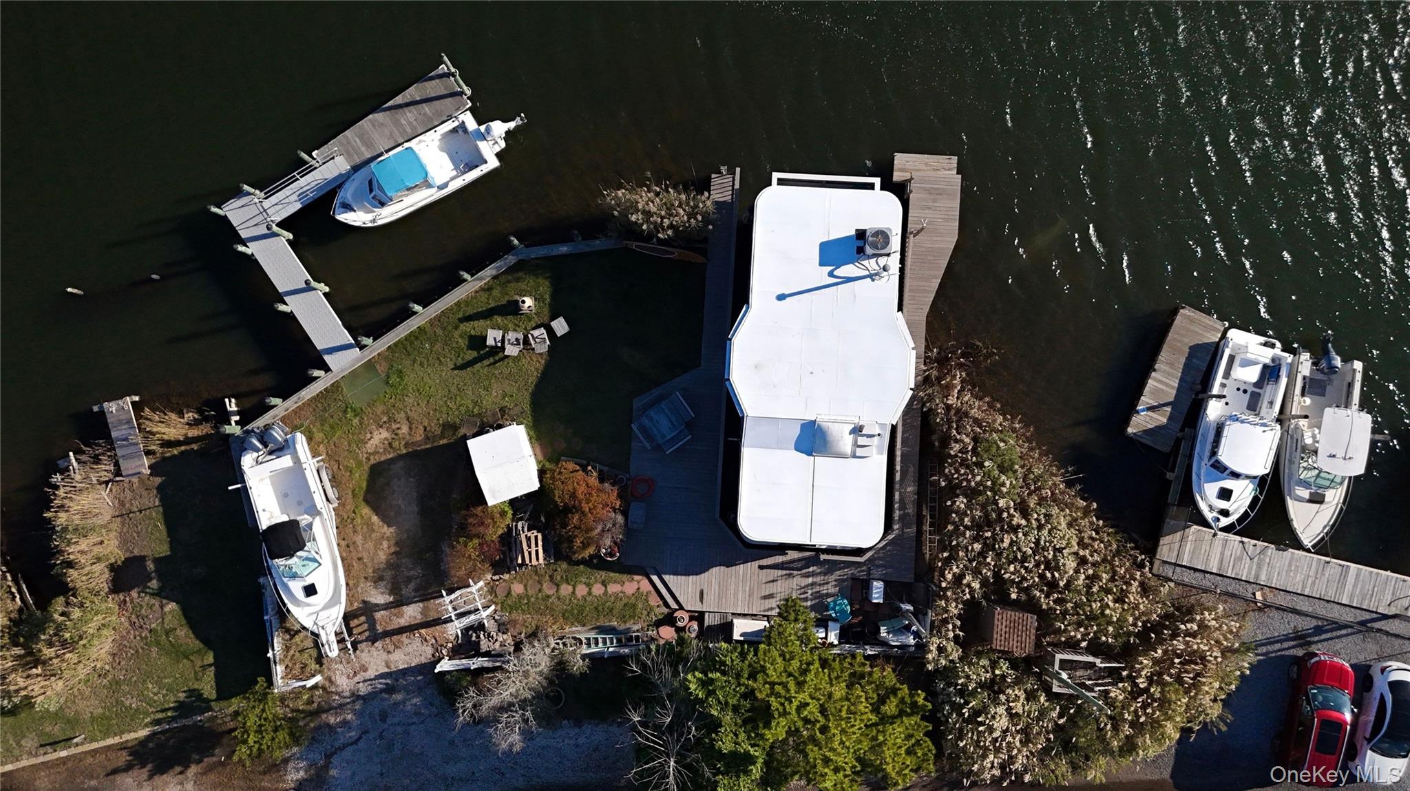 714 Riviera Drive – For Sale photo 38