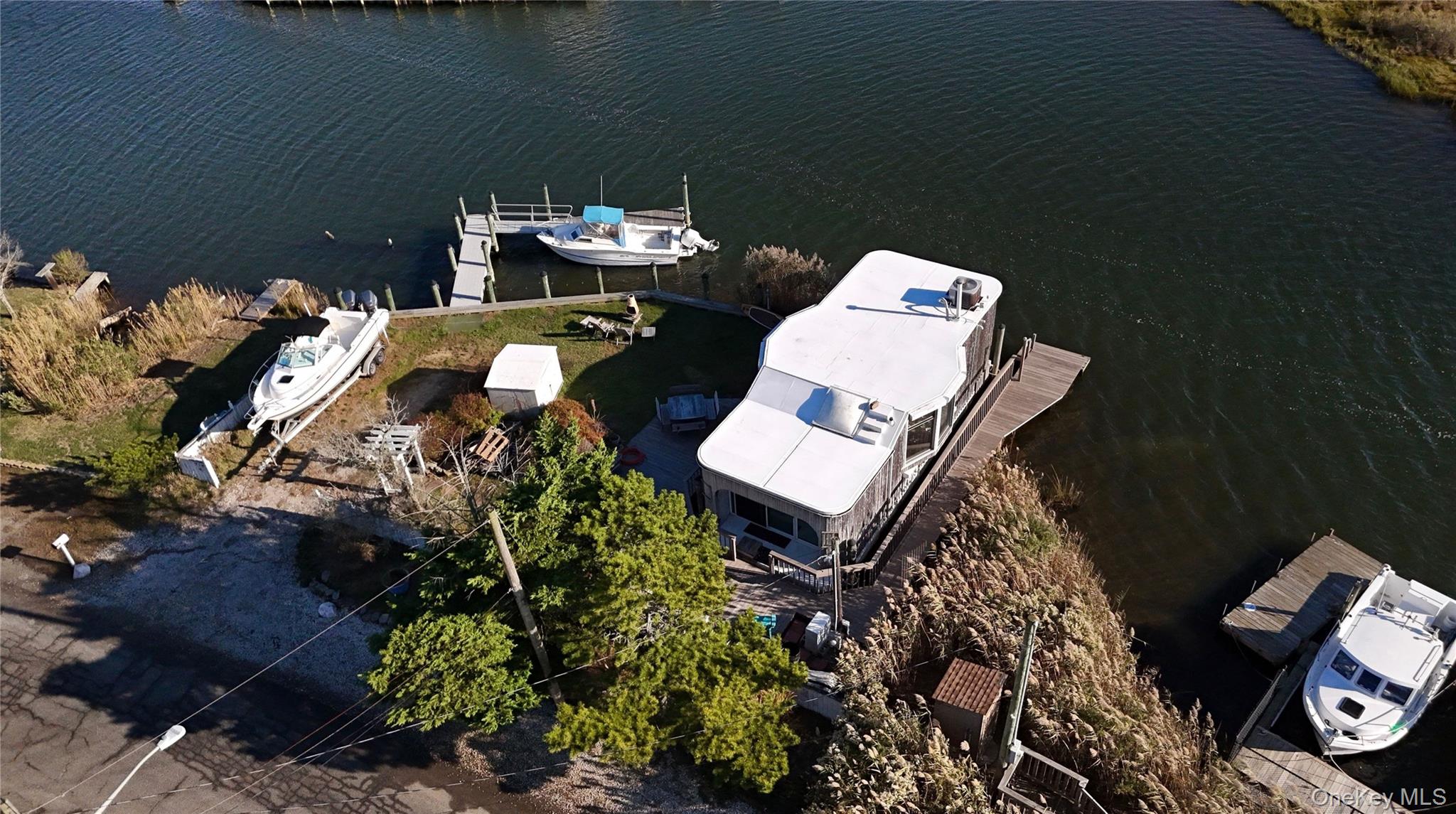 714 Riviera Drive – For Sale photo 35
