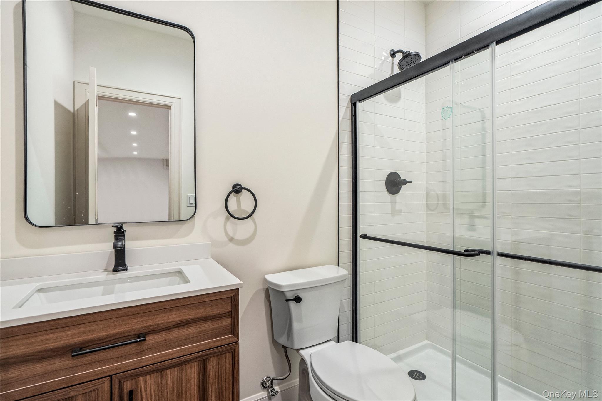 908 Maple Lane – For Sale photo 20