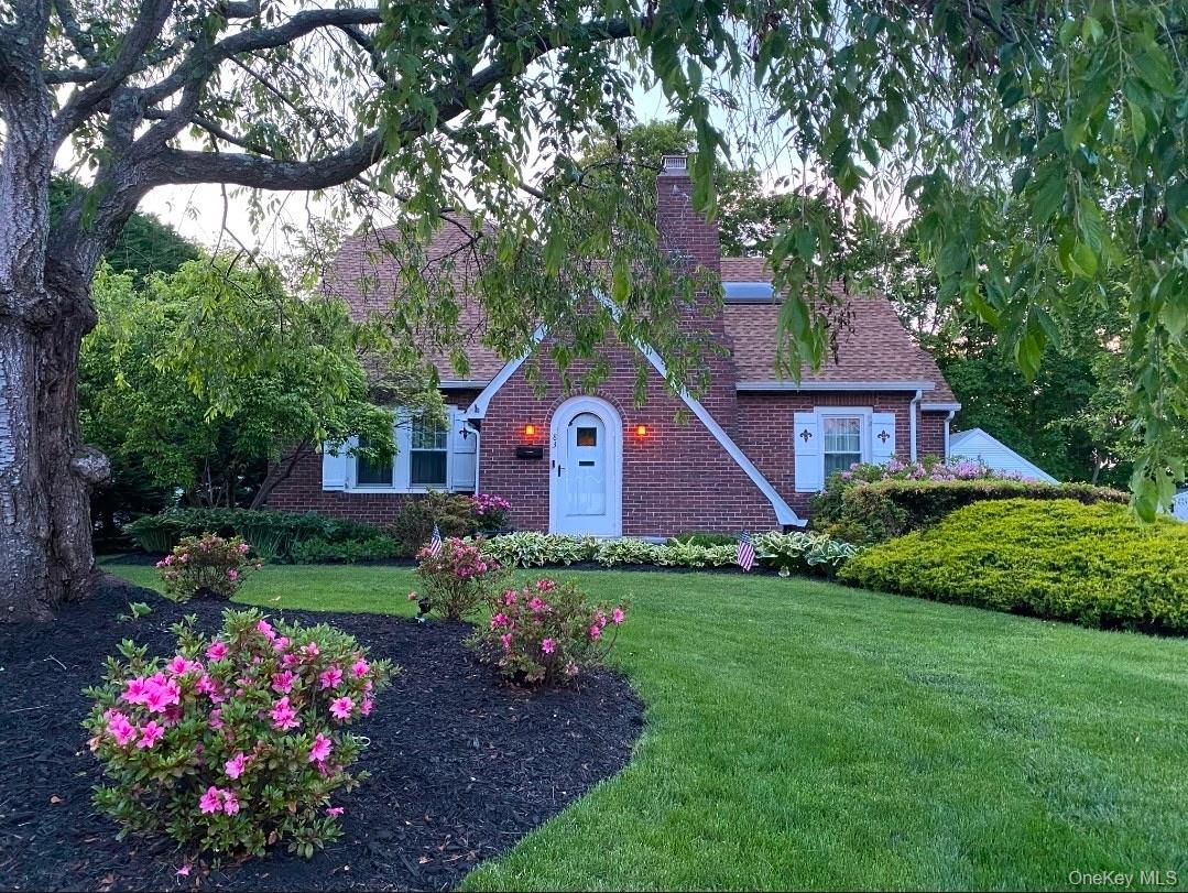 83 Village Line Road – For Sale photo 2
