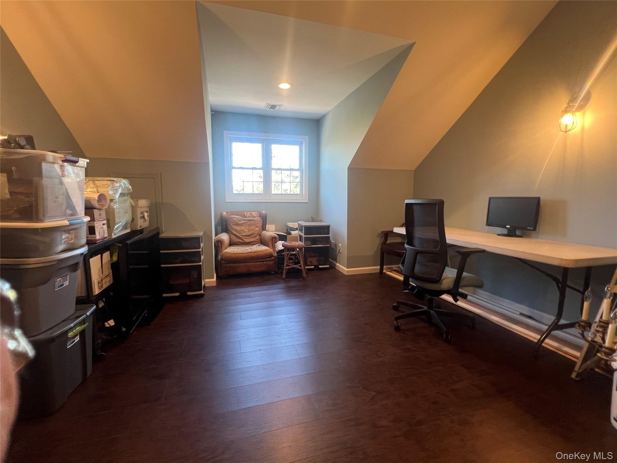 5720 Sunrise Highway – For Rent
