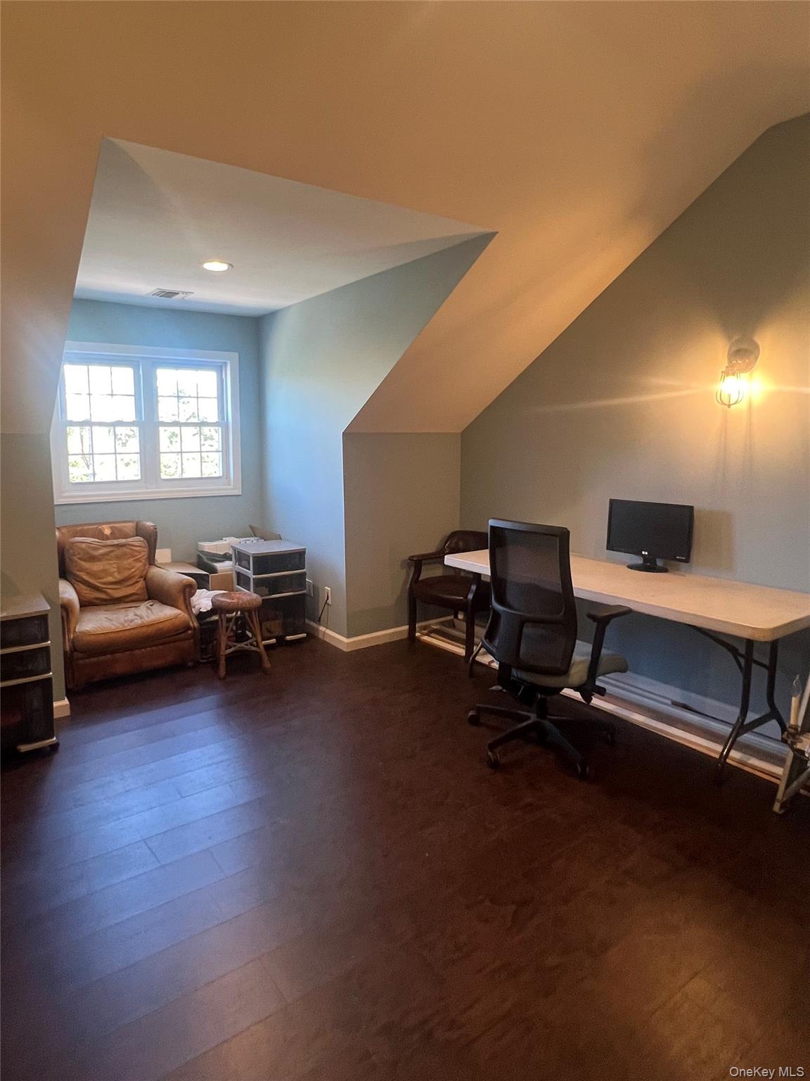 5720 Sunrise Highway – For Rent photo 2
