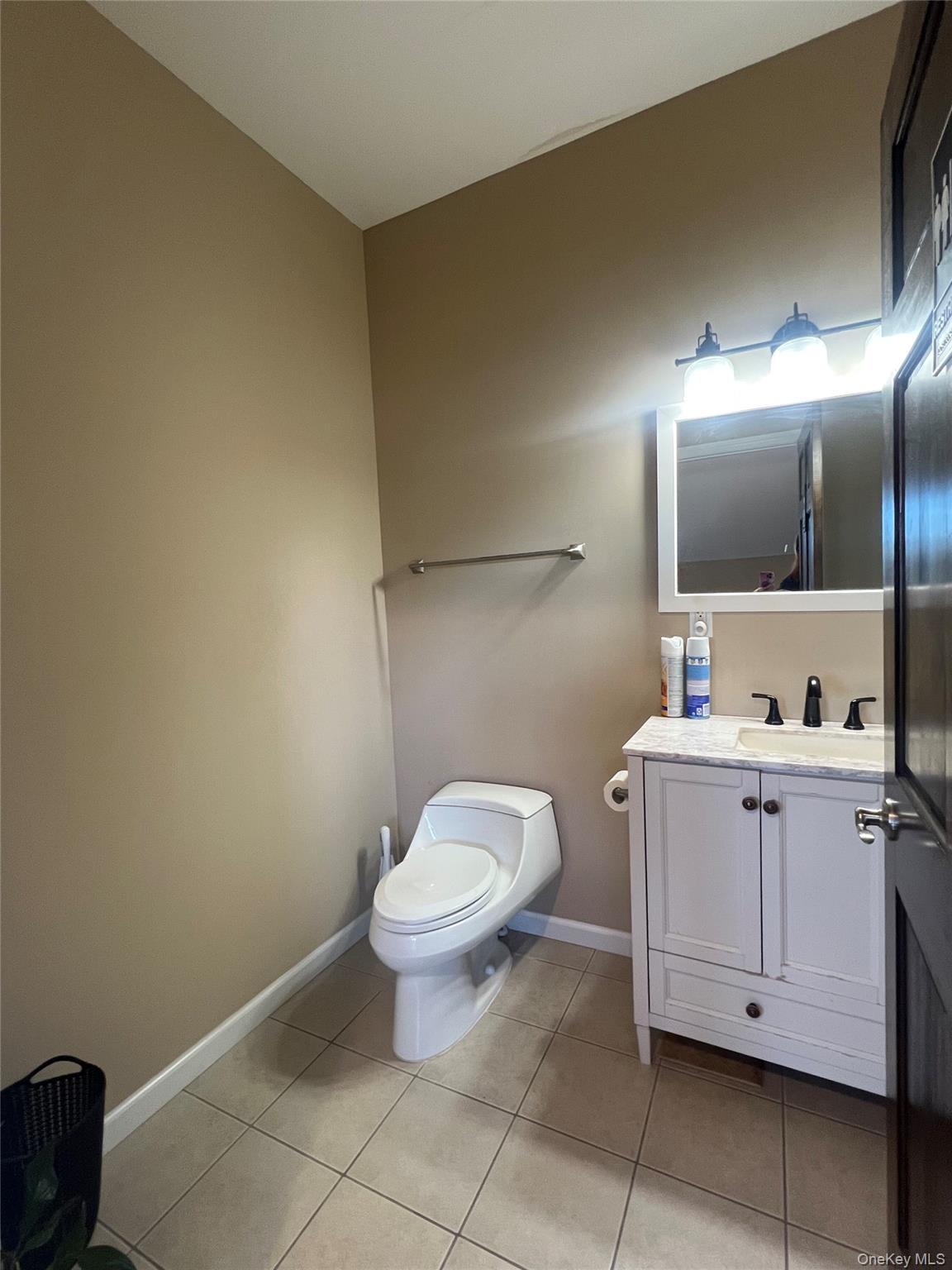 5720 Old Sunrise Highway – For Rent photo 5