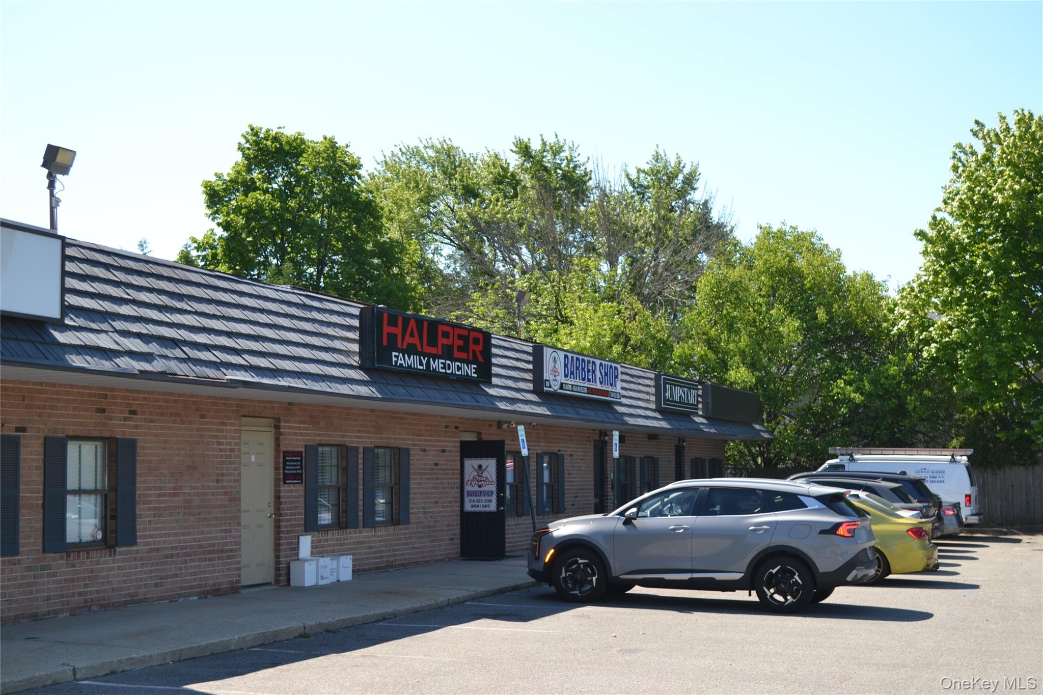 860 Atlantic Avenue – For Sale photo 2