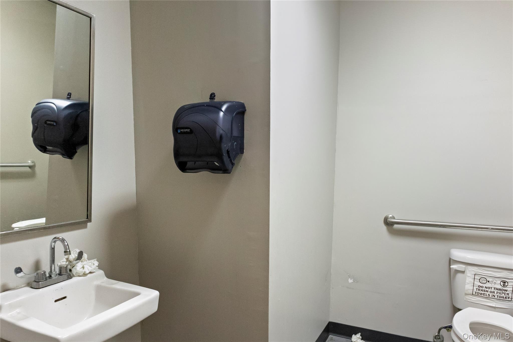 4016 82nd Street – For Rent photo 7