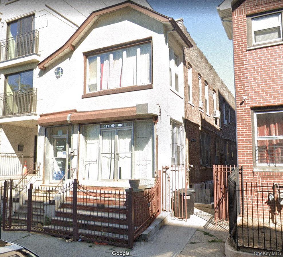 147-09 88 Ave – For Rent