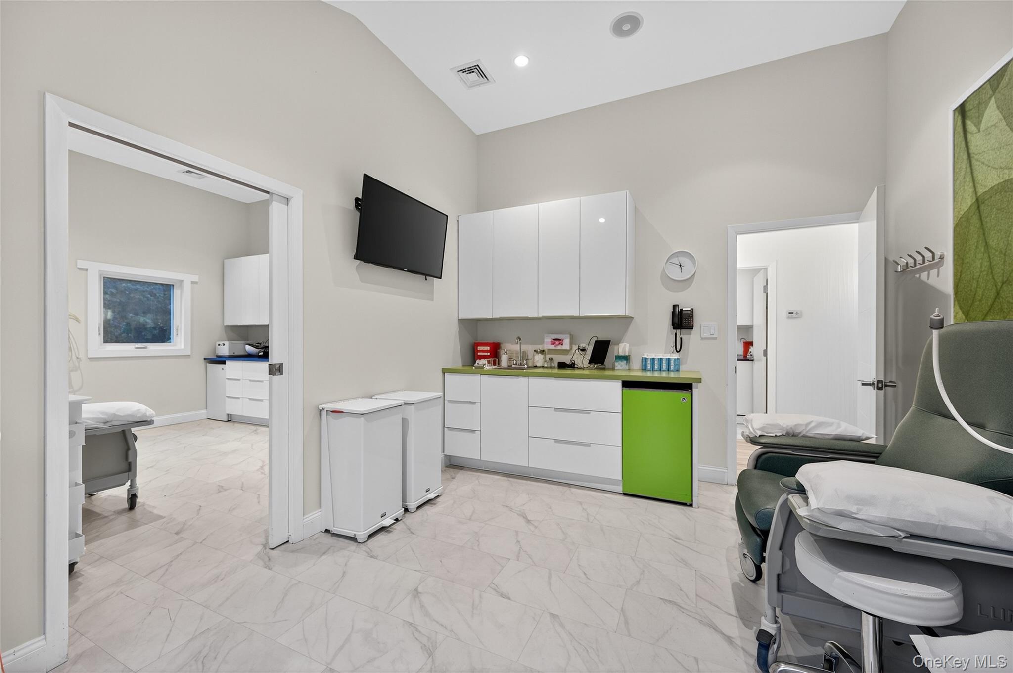 634 Park Avenue – For Sale photo 15