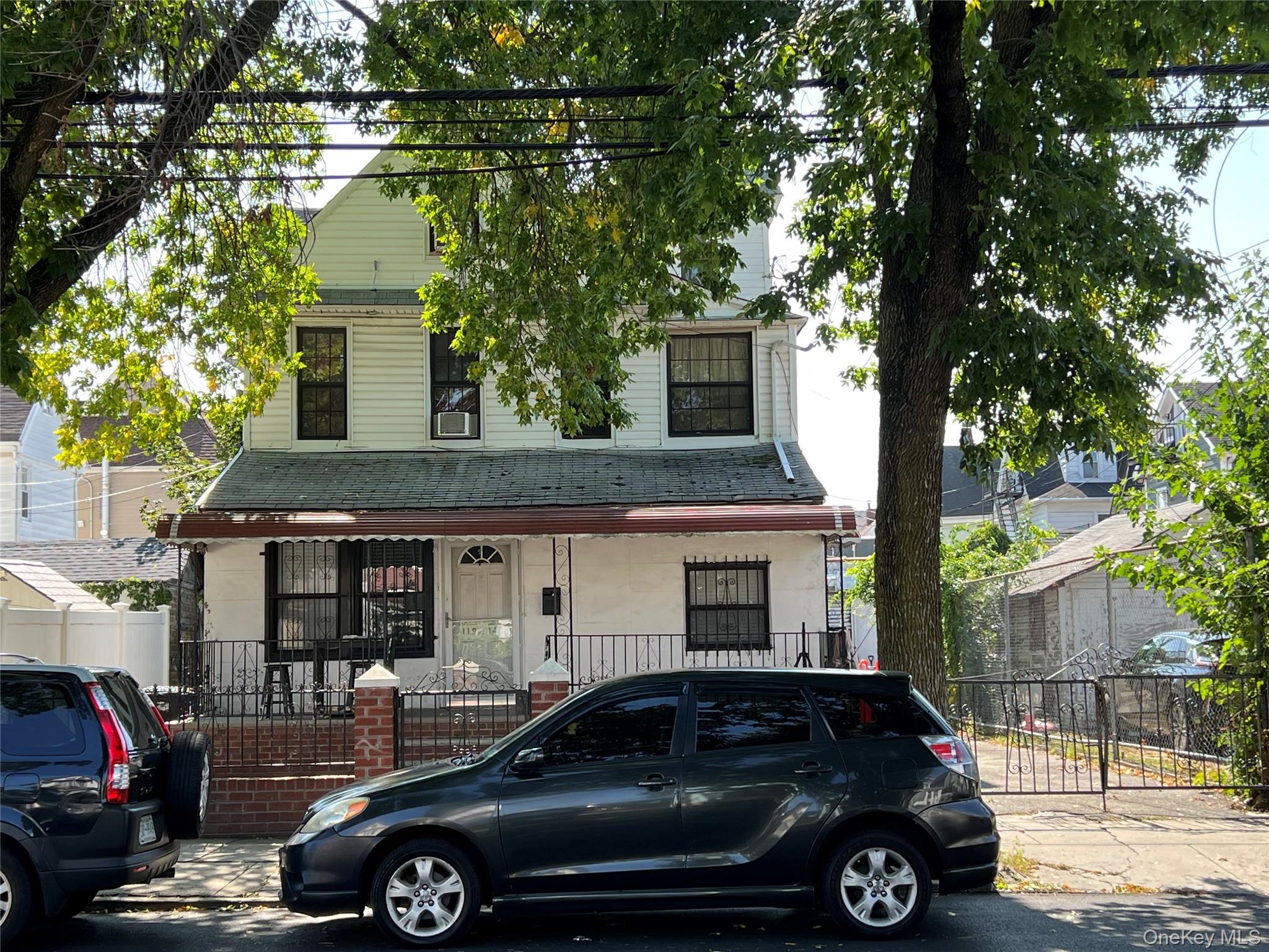 119-14 89th Avenue – For Sale