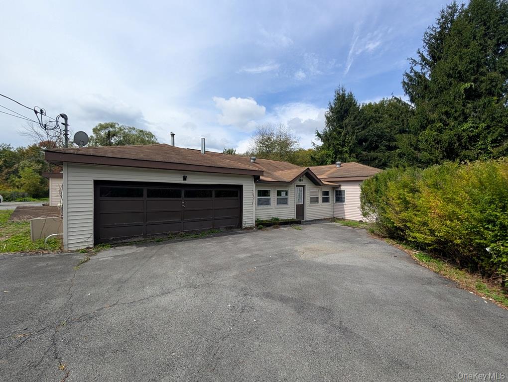 469 Eatontown Road – For Sale