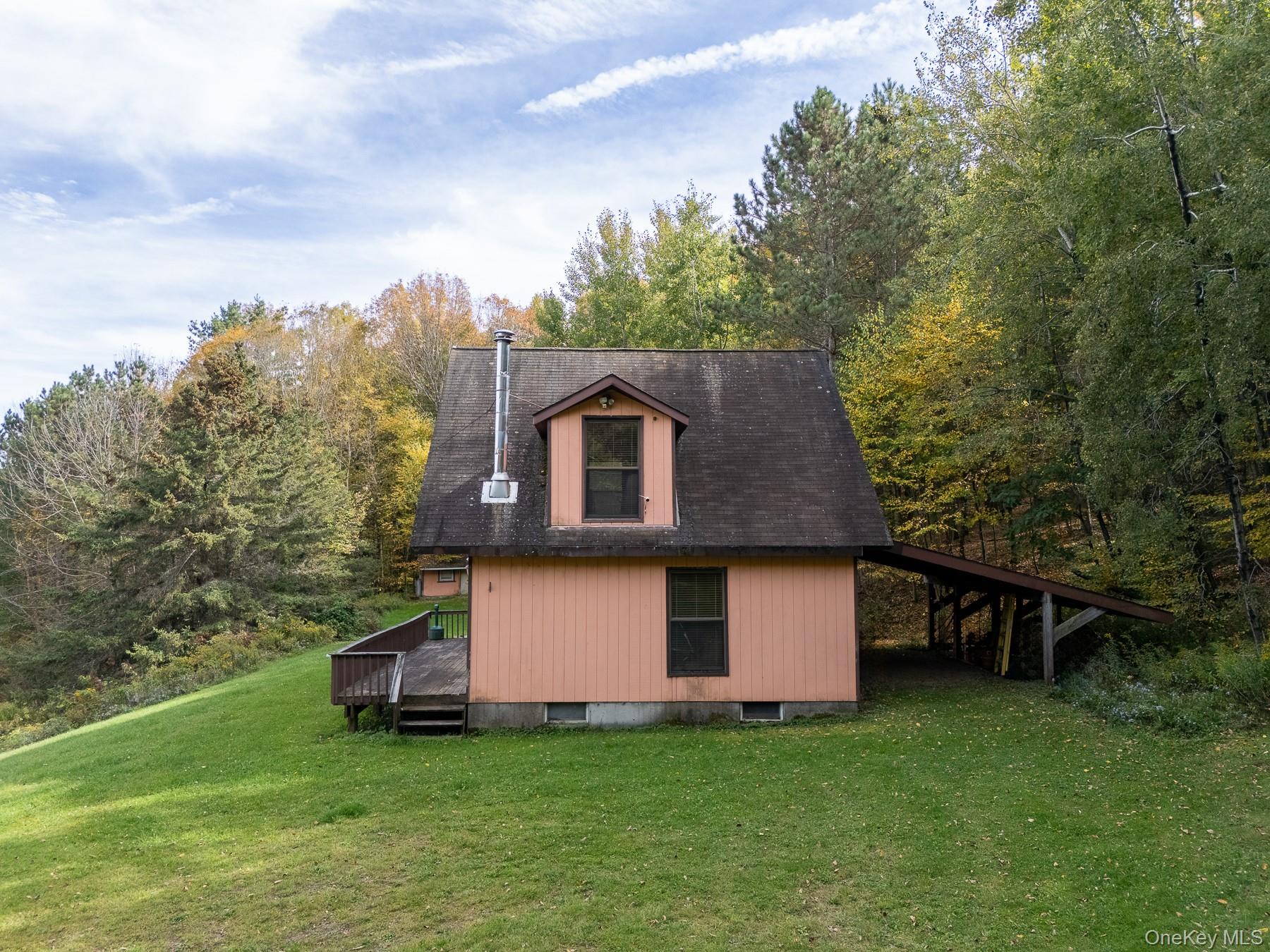 515 Magic Mountain Road – For Sale photo 3