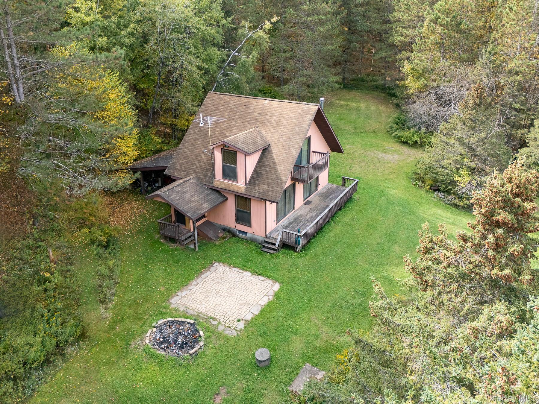 515 Magic Mountain Road – For Sale