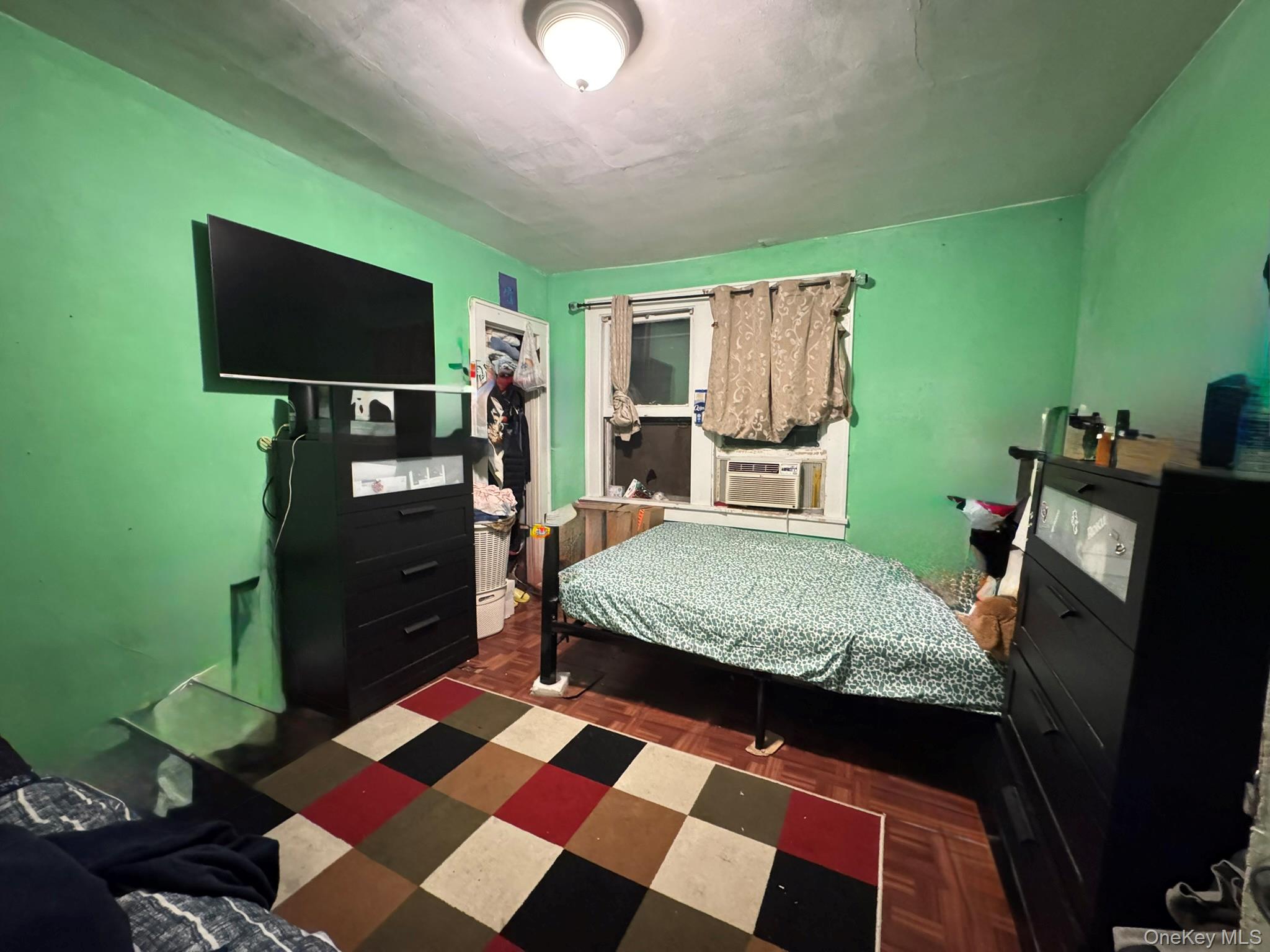 41-41 Denman Street – For Sale photo 7