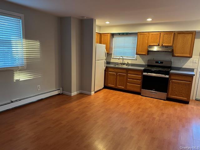 44 1/2 Avenue A, Unit Rear photo 2