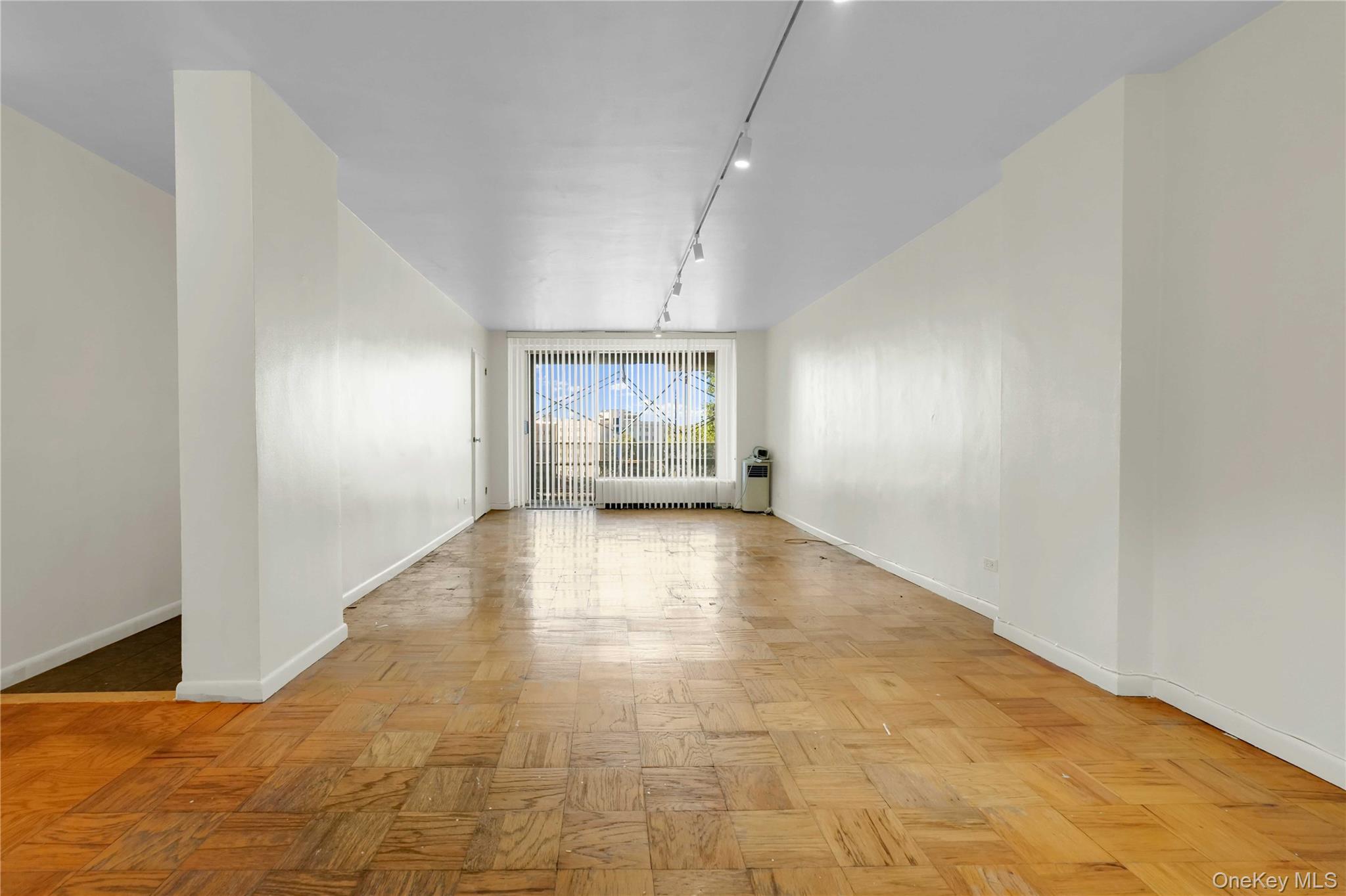 6120 Grand Central Parkway, Unit B605 photo 6