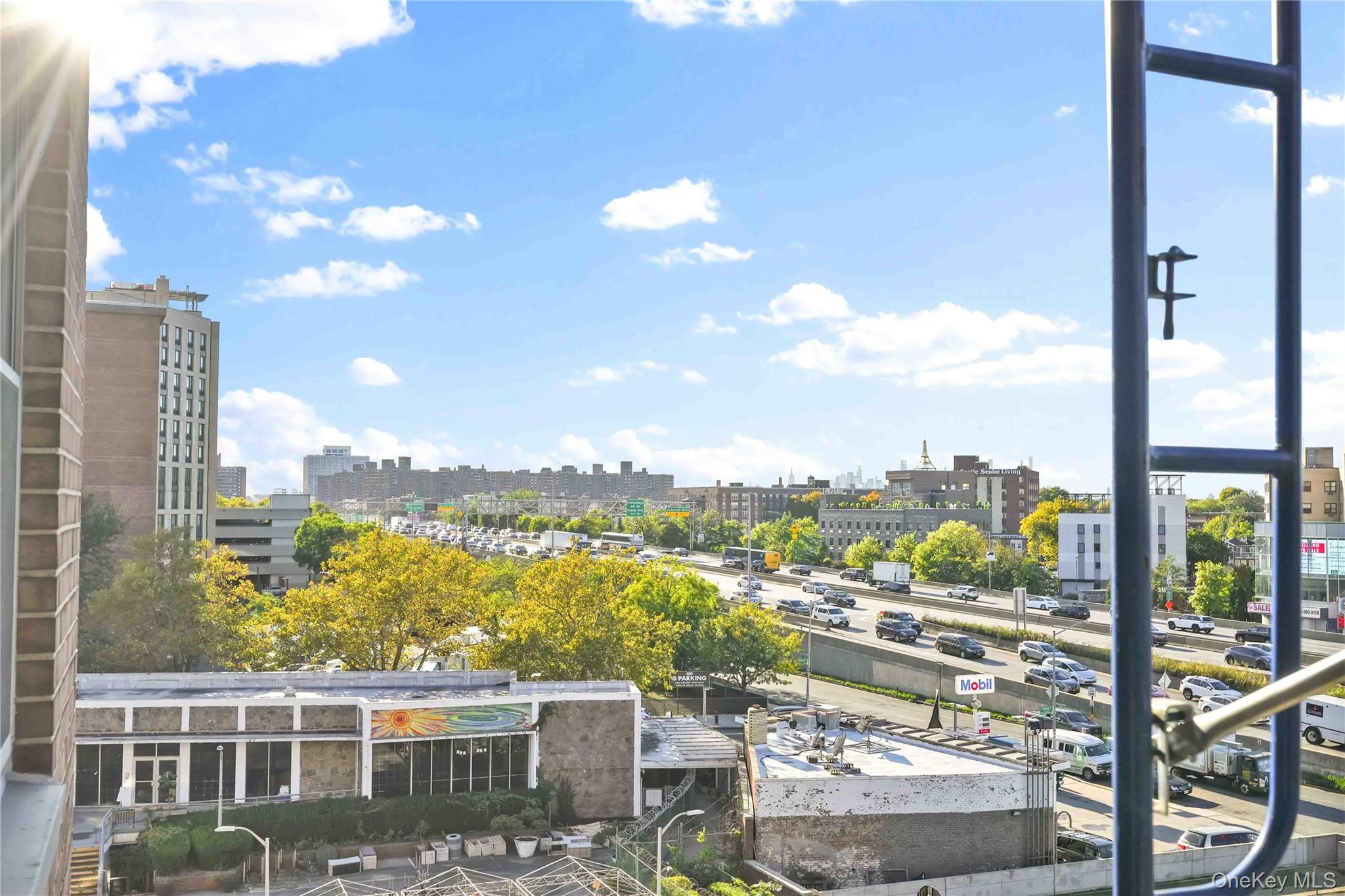 6120 Grand Central Parkway, Unit B605 photo 21