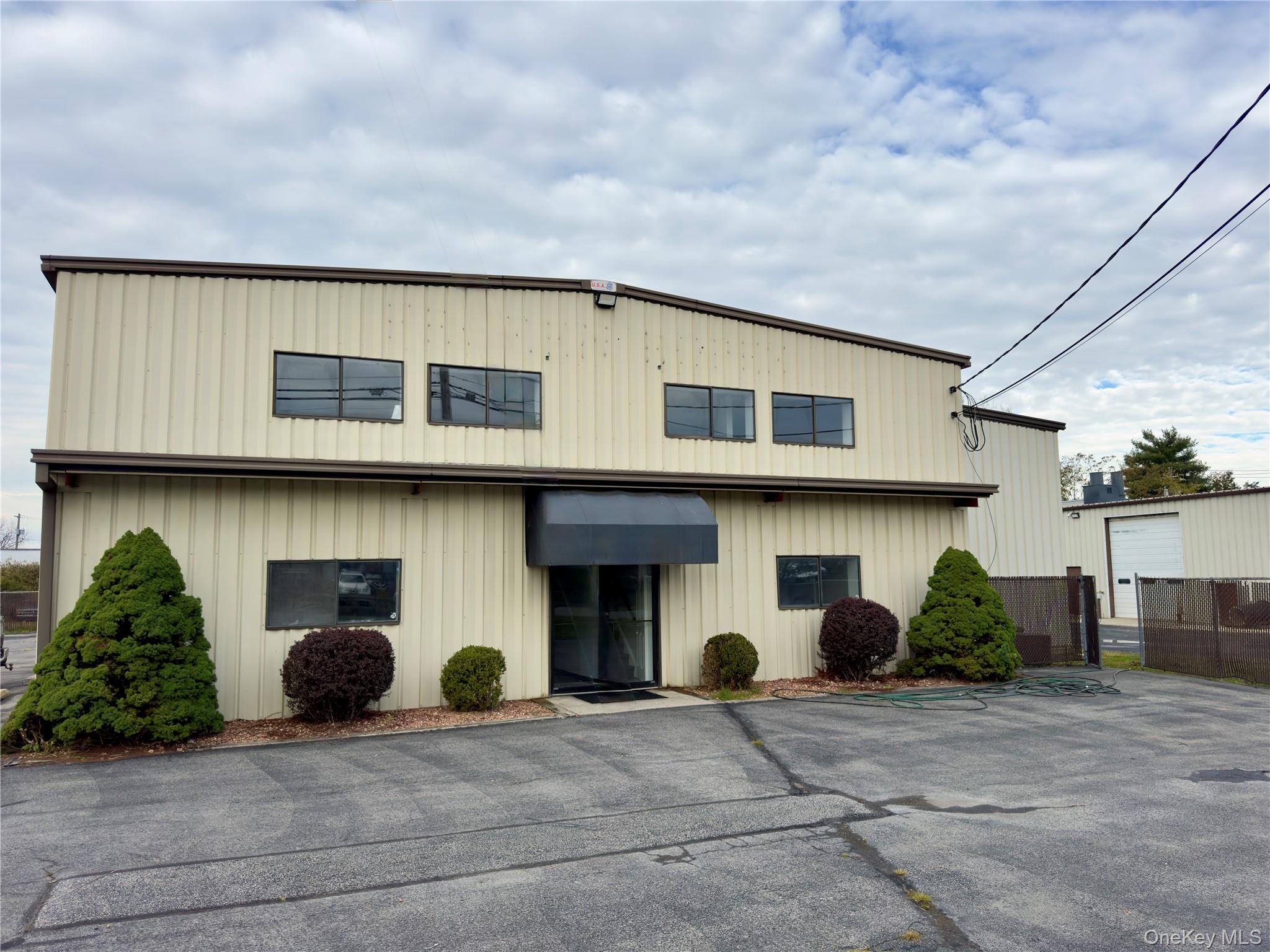 12 Elkay – For Rent
