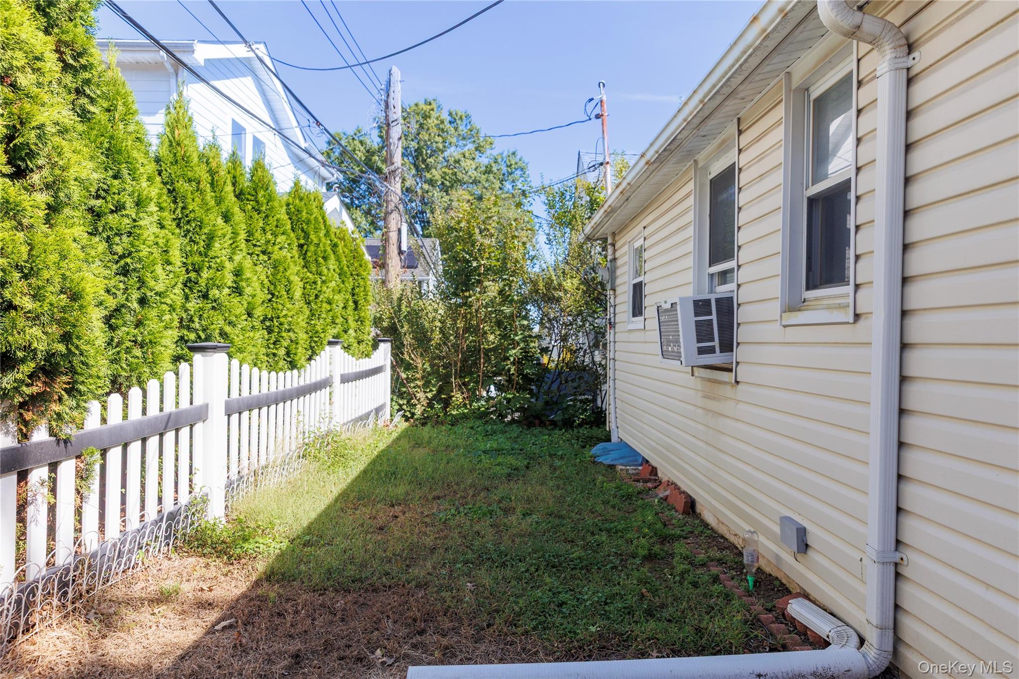 6 Elm Place, Unit 6 photo 18
