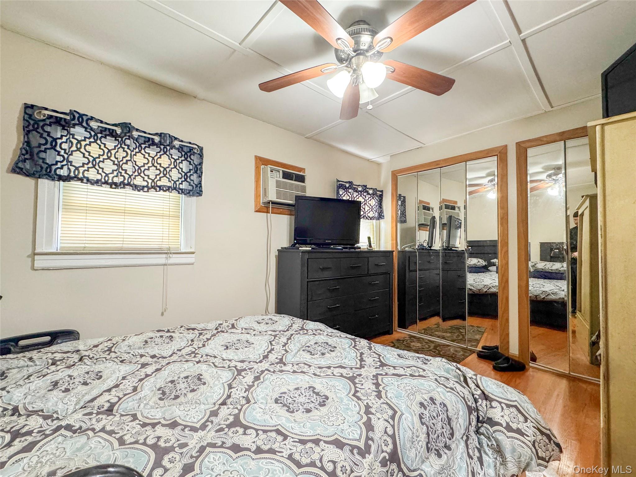 6 Elm Place, Unit 6 photo 9