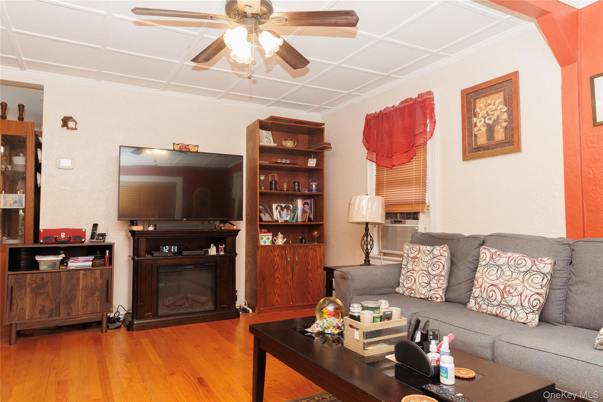 6 Elm Place, Unit 6 photo 4