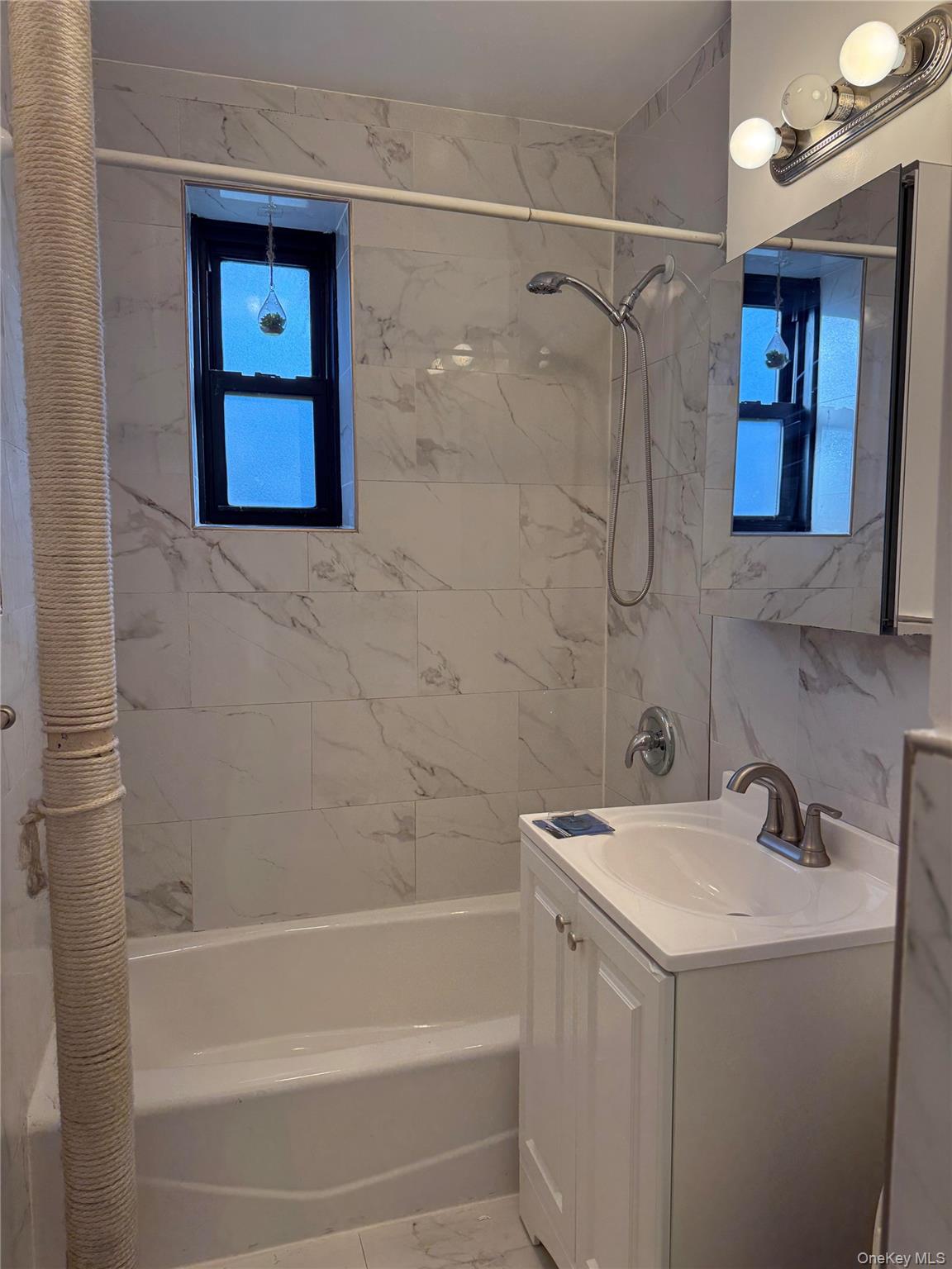 110 Stonelea Place, Unit 1B