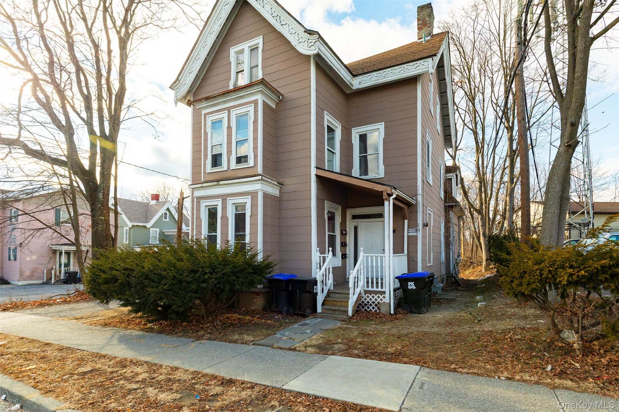 18 S Clinton Street – For Sale