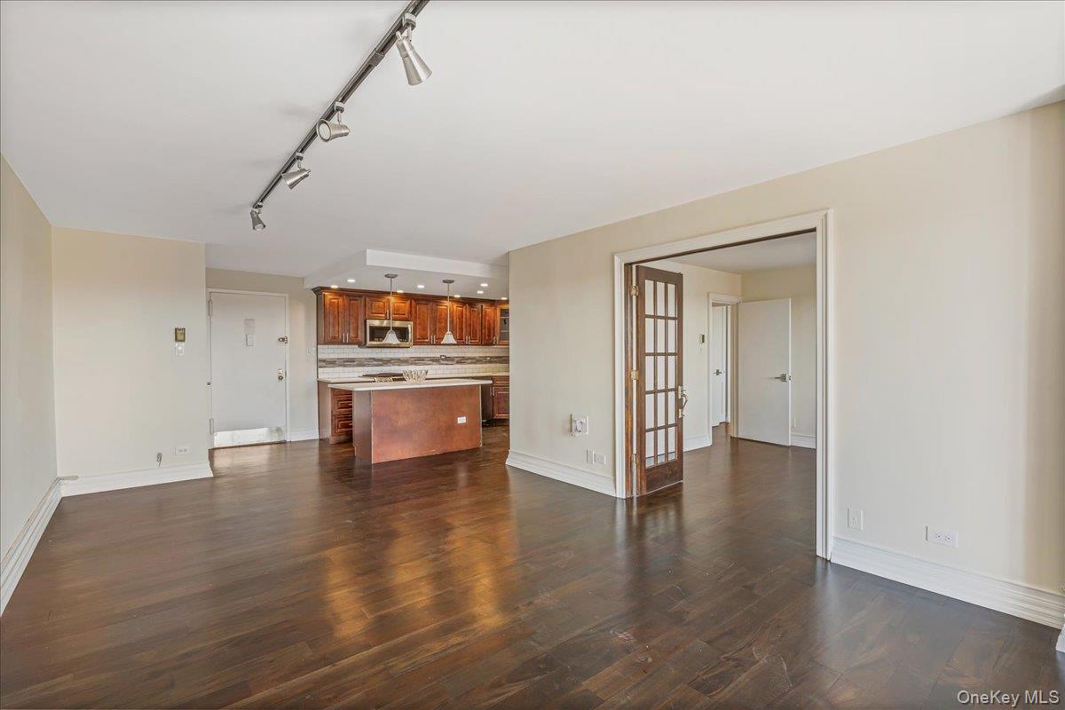 18-15 215th Street, Unit 10 P photo 7
