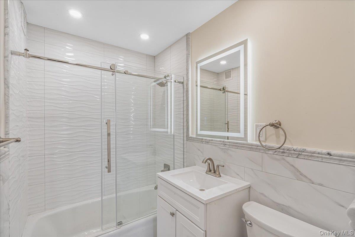 18-15 215th Street, Unit 10 P photo 17