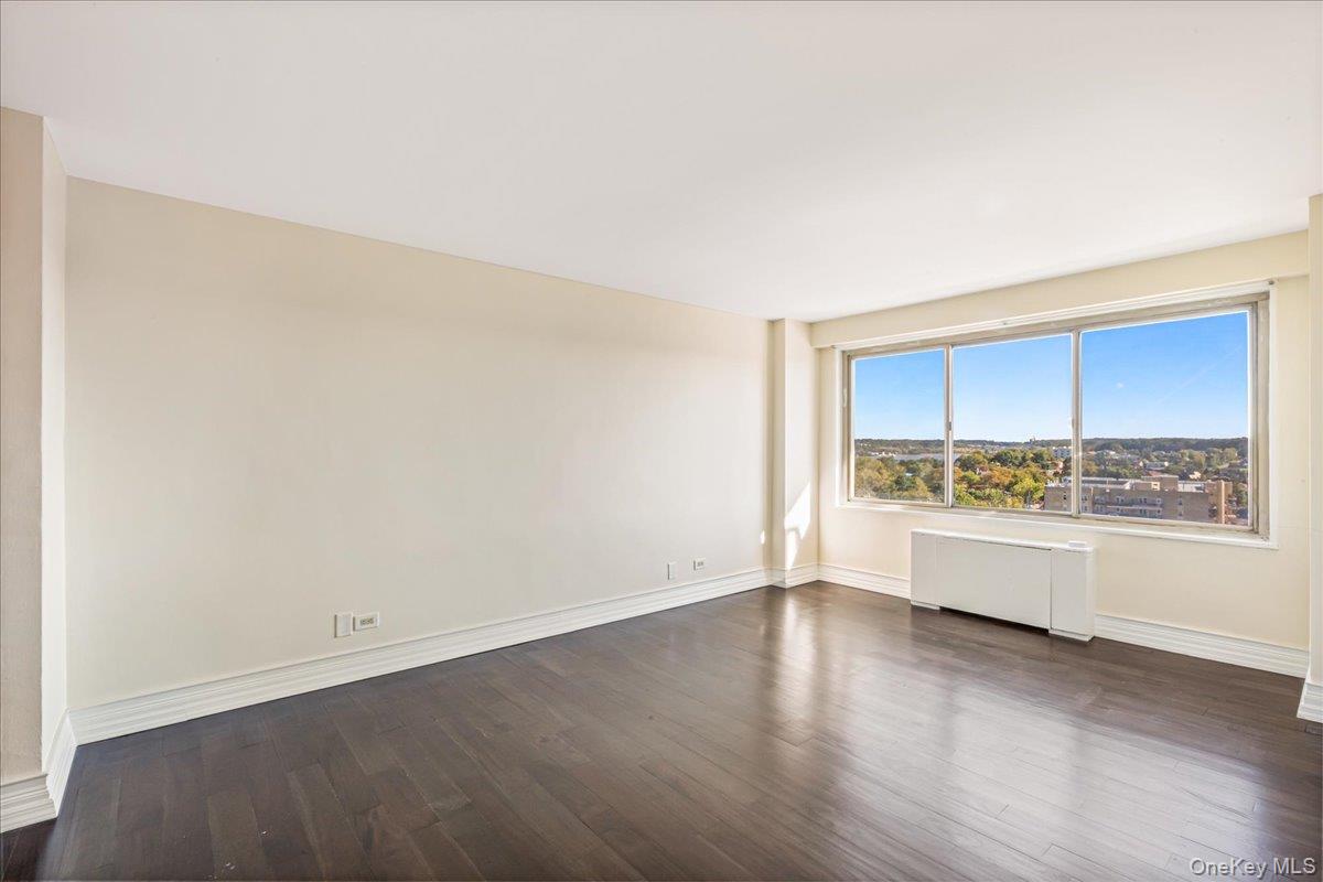 18-15 215th Street, Unit 10 P photo 12