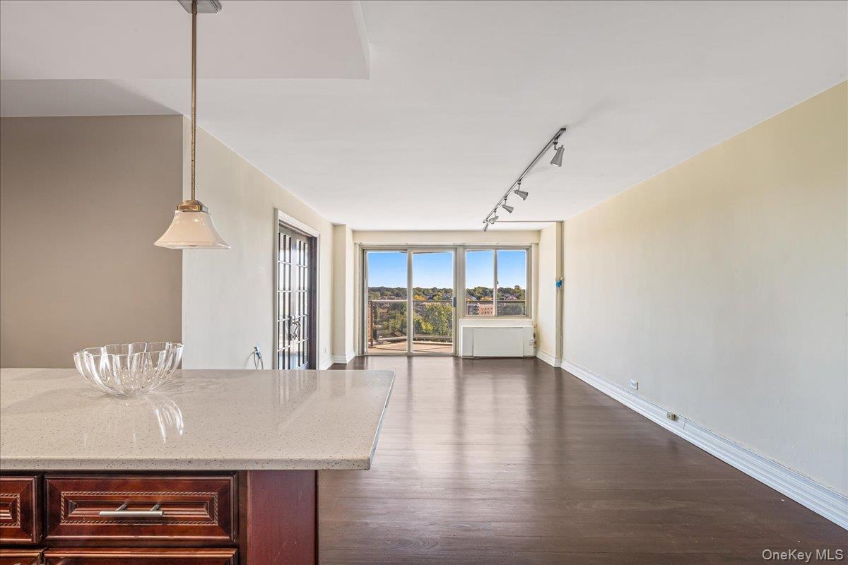18-15 215th Street, Unit 10 P photo 4