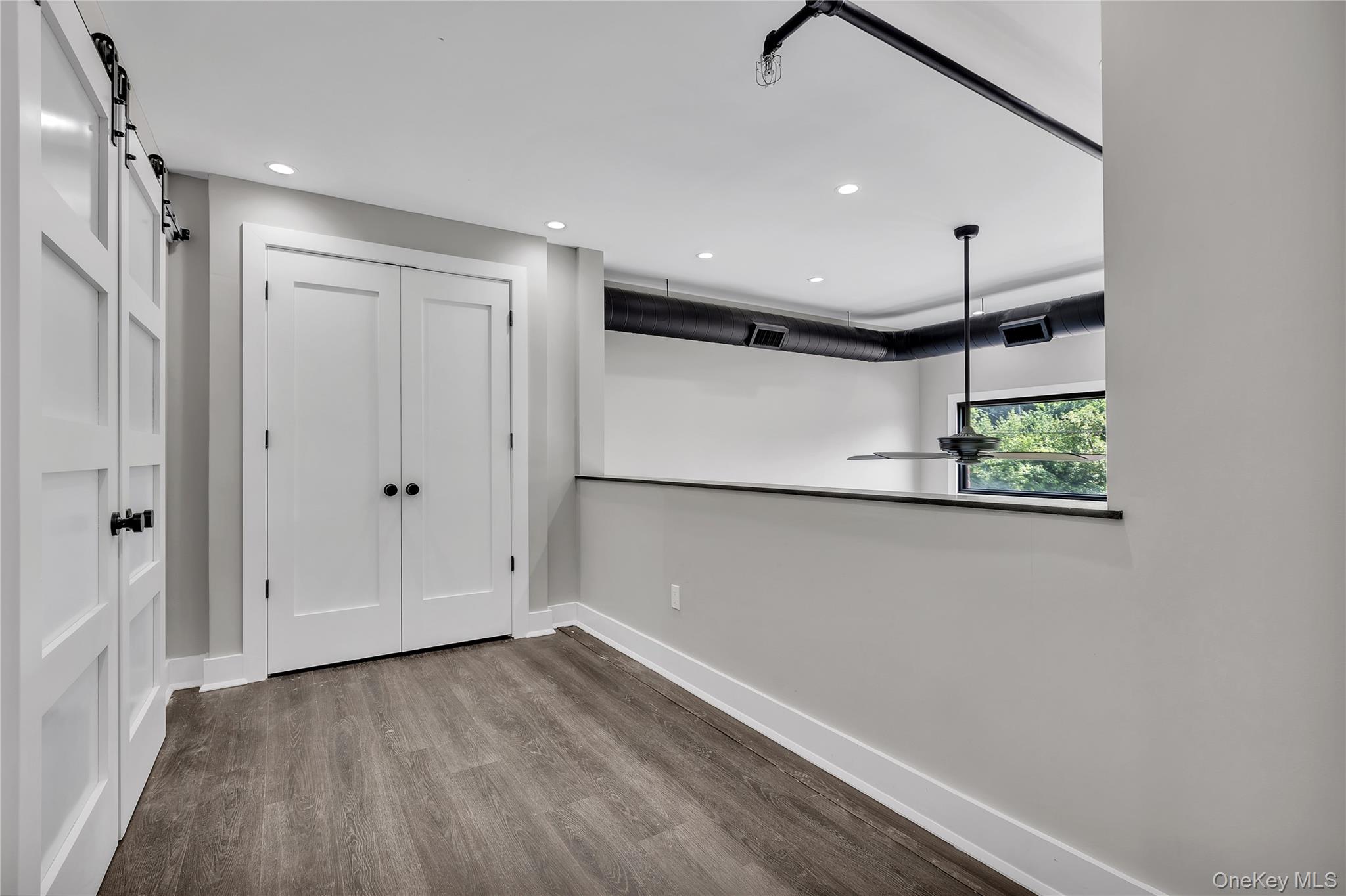 172 E Prospect Avenue, Unit 205 photo 3