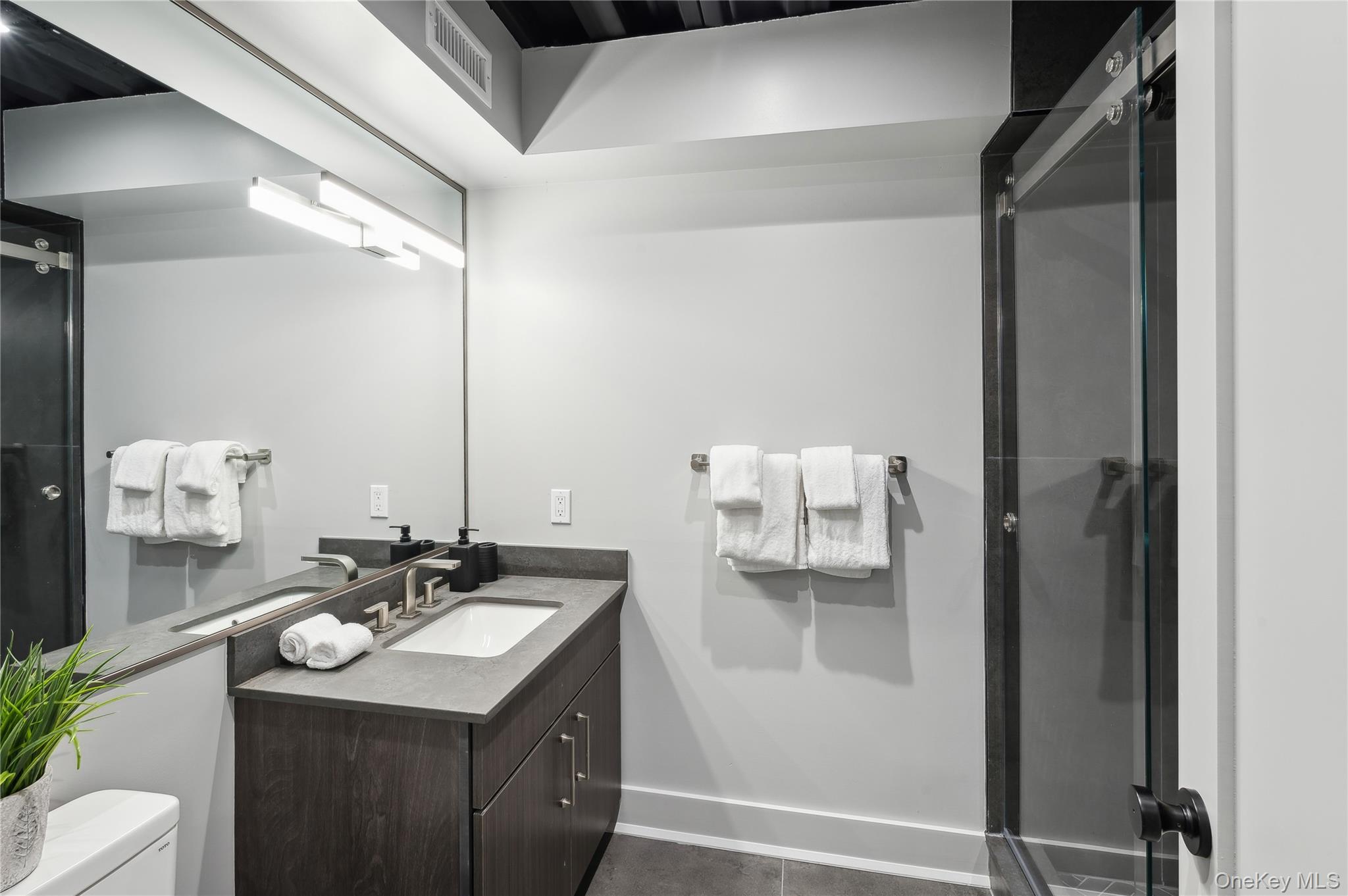 172 E Prospect Avenue, Unit 205 photo 7