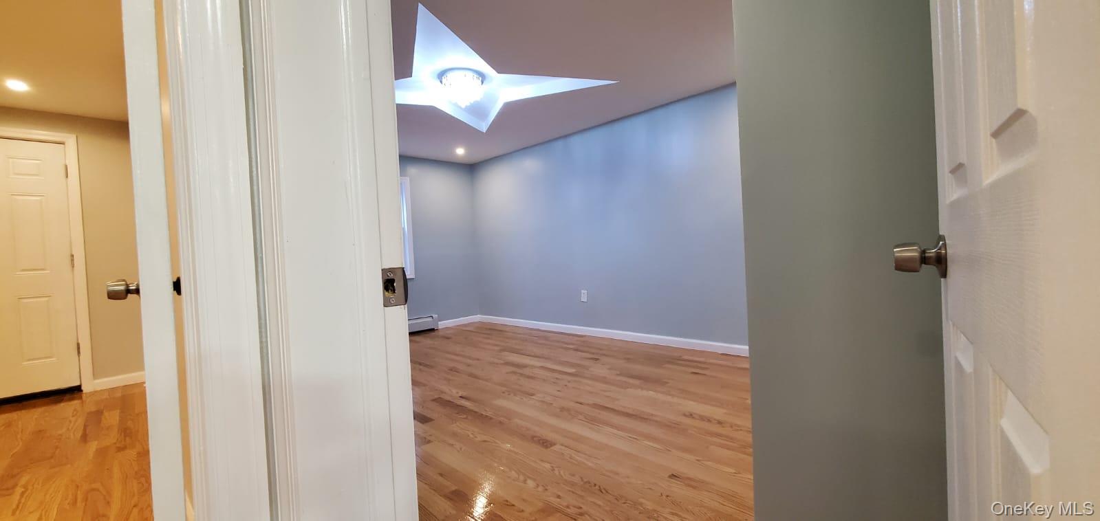914 Duncan Street – For Sale photo 4