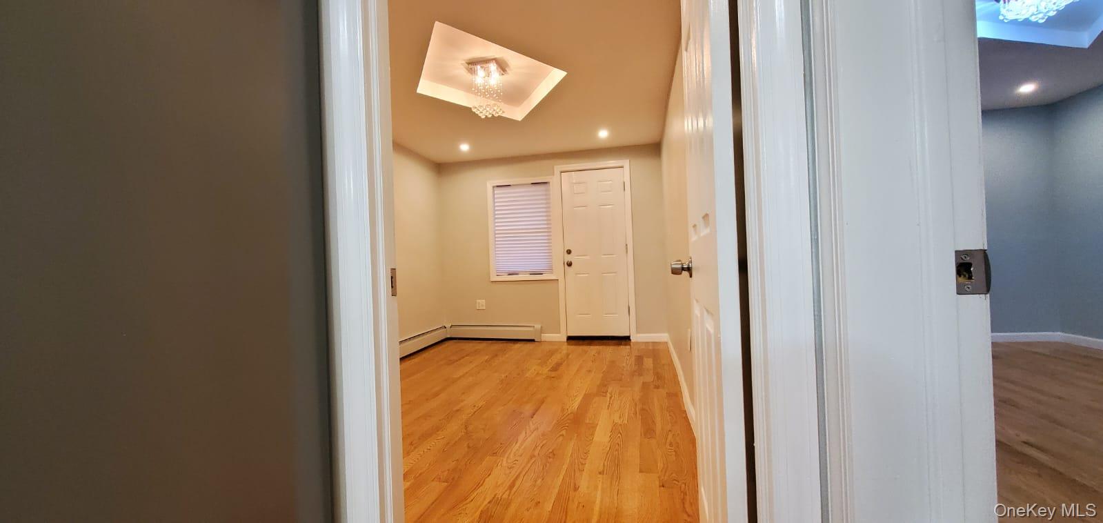 914 Duncan Street – For Sale photo 3