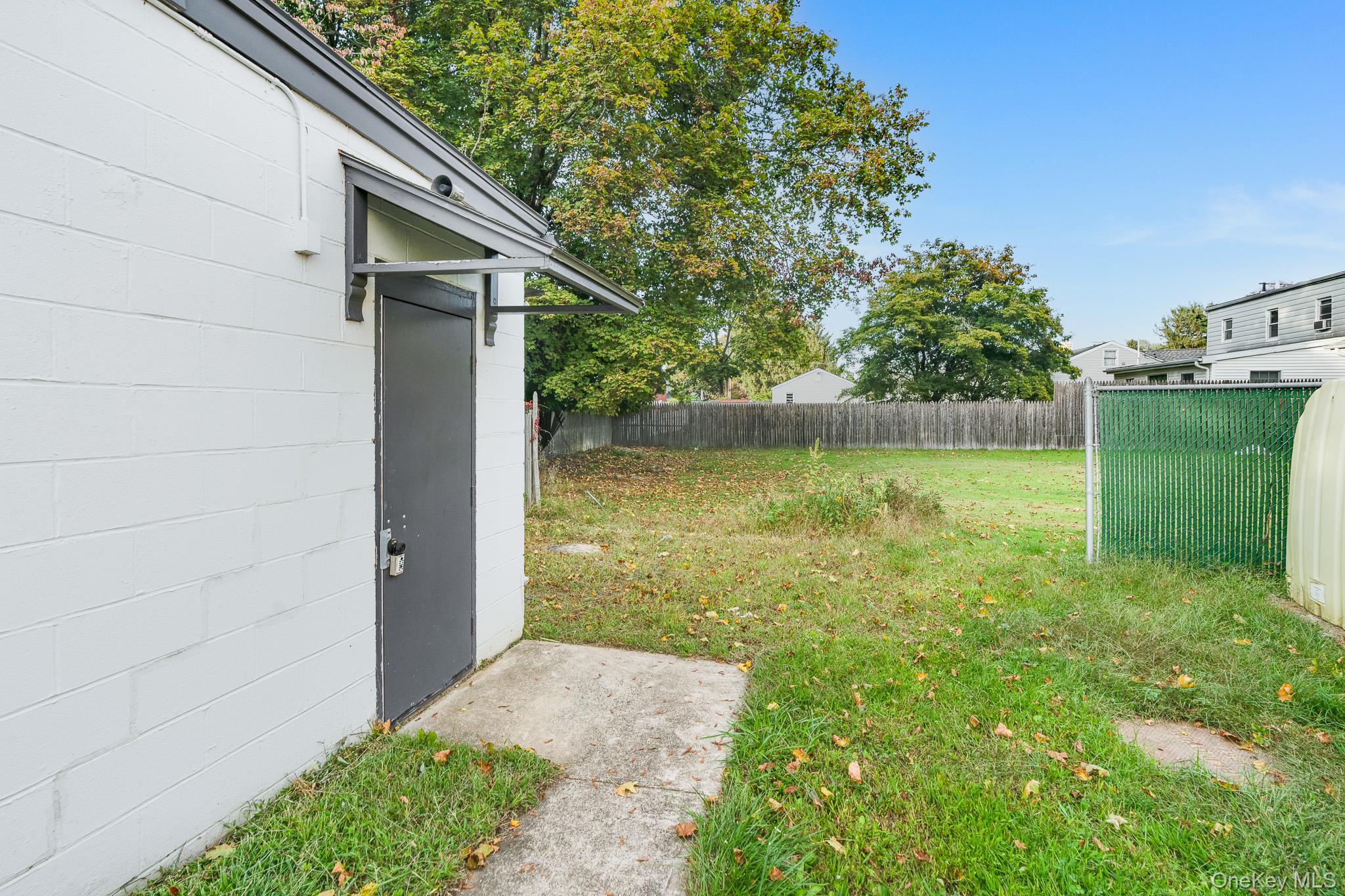 300 Hooker Avenue – For Sale photo 10
