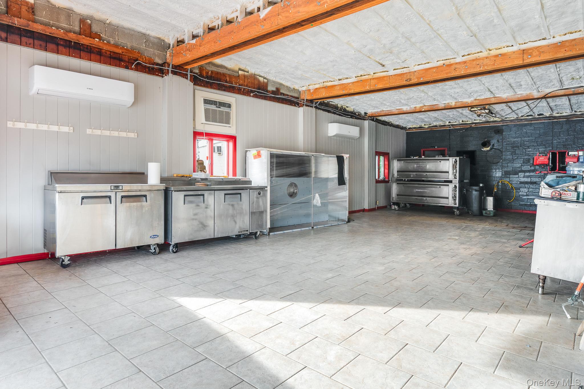 300 Hooker Avenue – For Sale photo 4