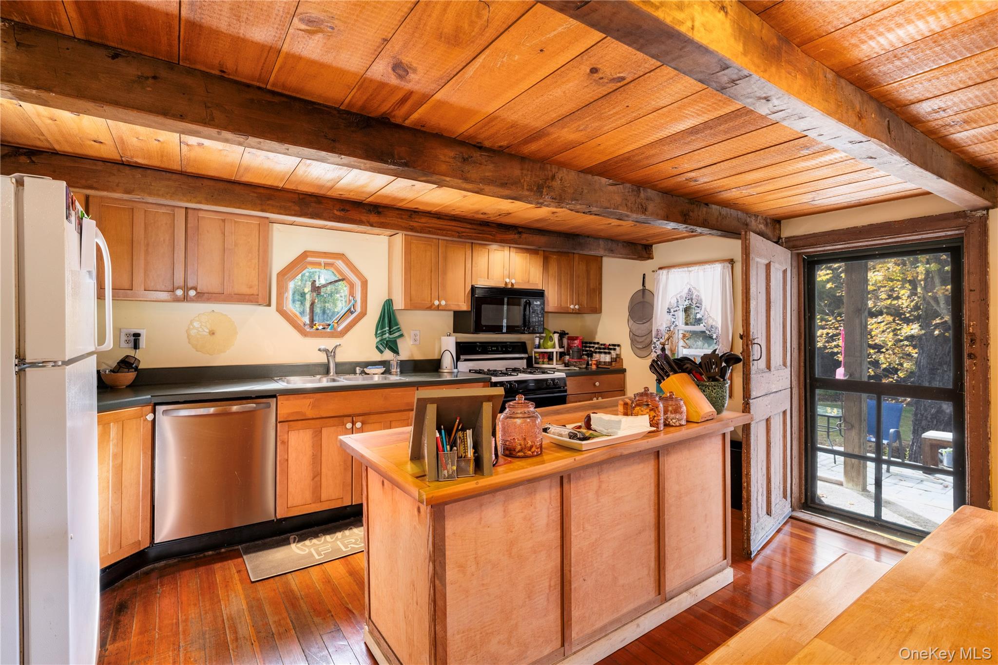 191 White Schoolhouse Rd – For Sale photo 7