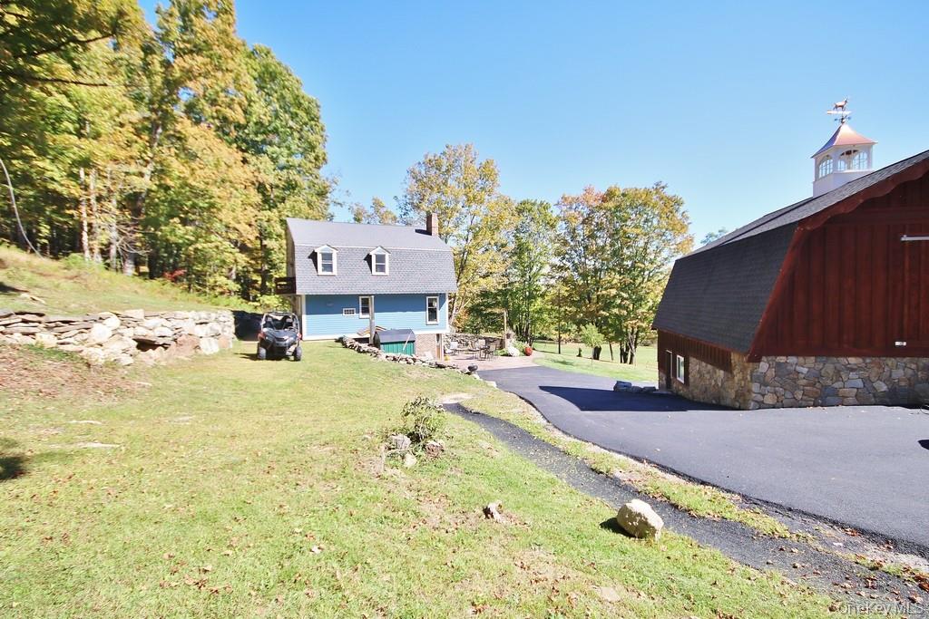 575 Roosa Gap Road – For Sale photo 4