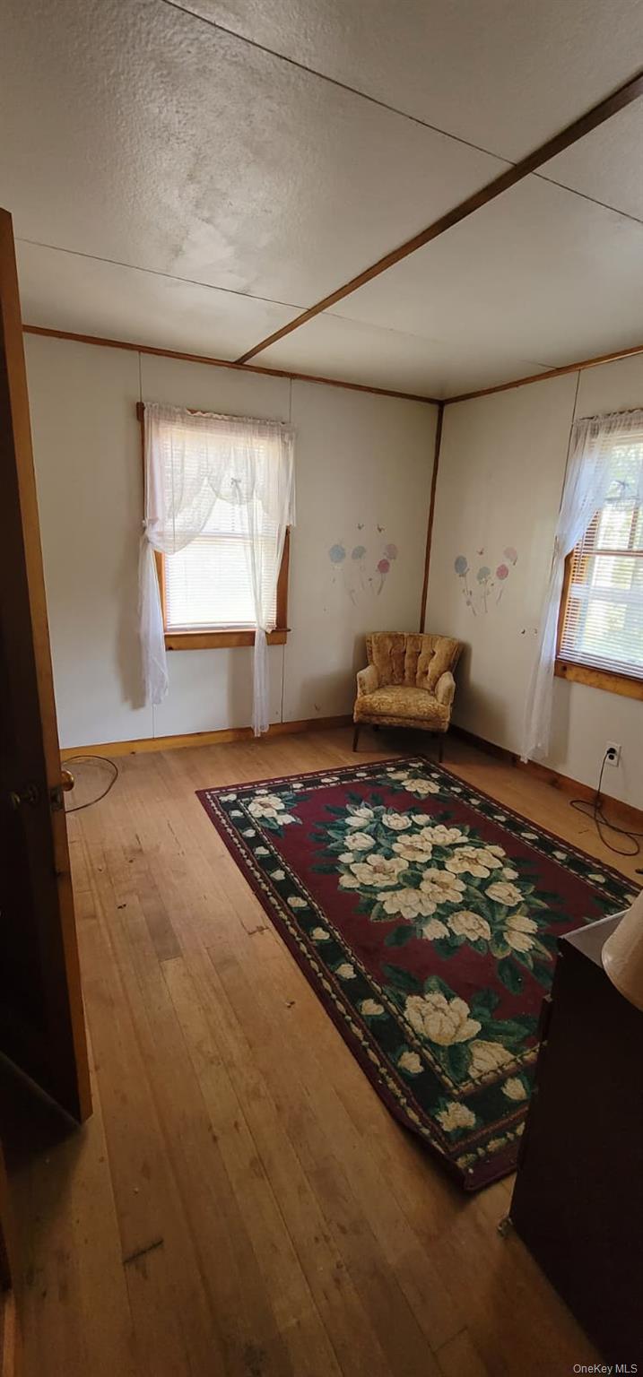 13 Eldridge Street S – For Sale photo 10