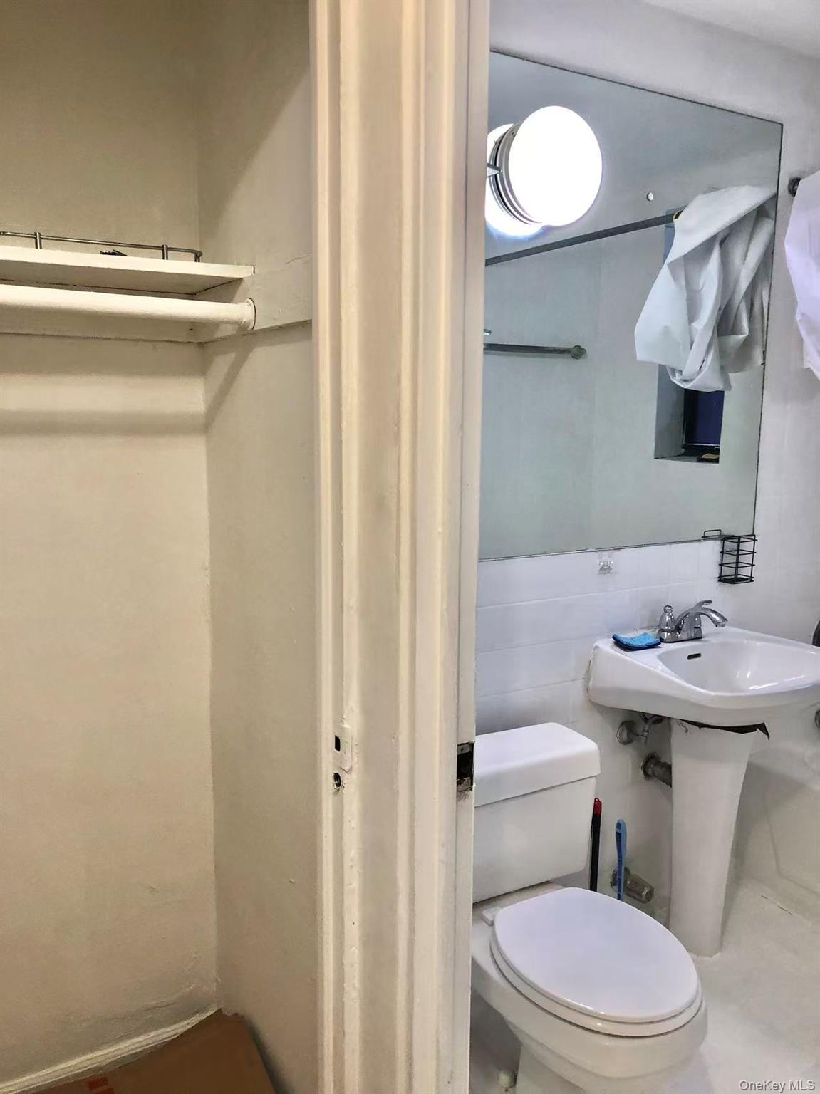 150-25 72 Nd Road, Unit 1L photo 8