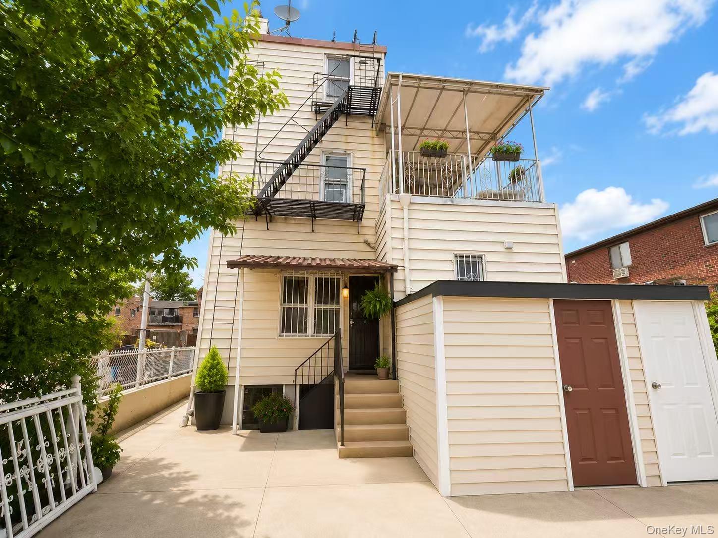 45-24 Burlington Street – For Sale photo 4
