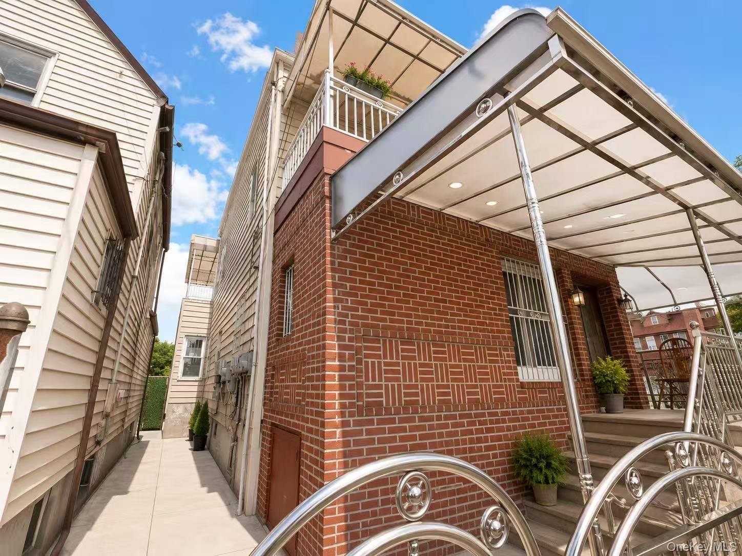 45-24 Burlington Street – For Sale photo 3