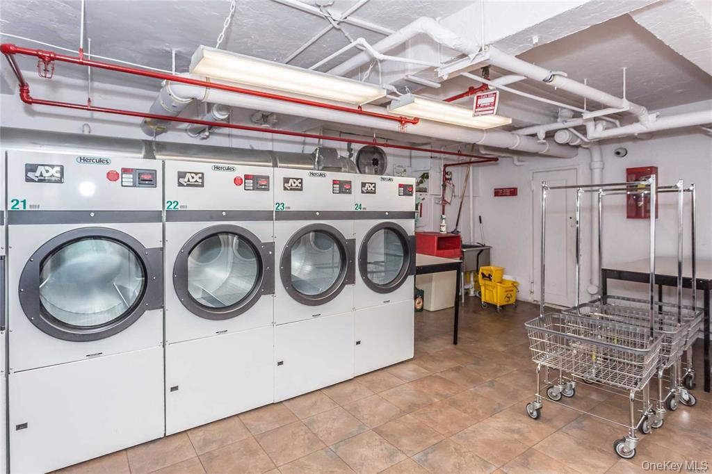 87-10 34 Avenue, Unit #4 photo 2