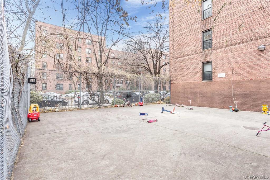 87-10 34 Avenue, Unit #4 photo 4